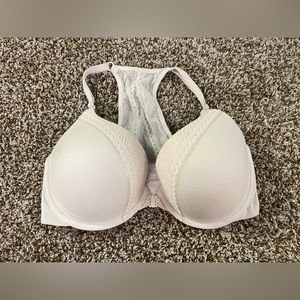 Victoria’s Secret Body by Victoria Bra